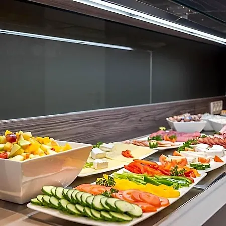Campanile Frankfurt 3*