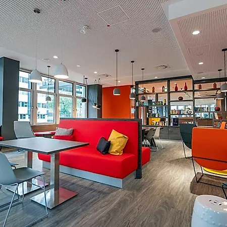 Campanile Frankfurt 3*