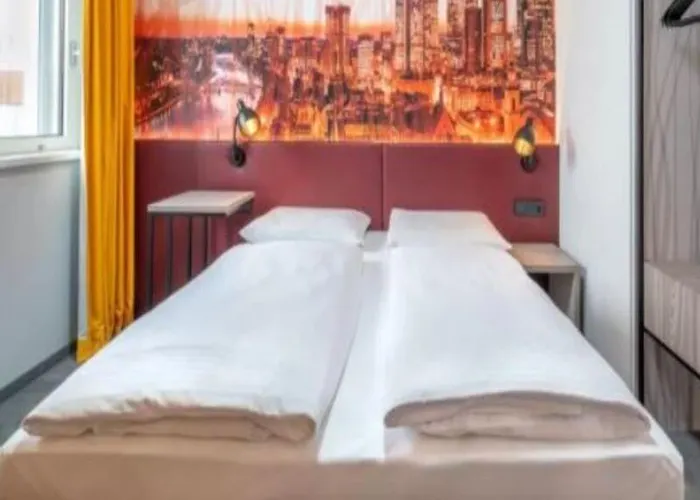 Hotel Campanile Frankfurt 3*